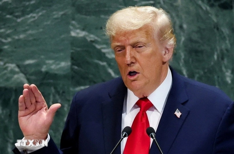 Donald Trump propone un fuerte aumento del gasto en defensa y una reducción del gasto civil